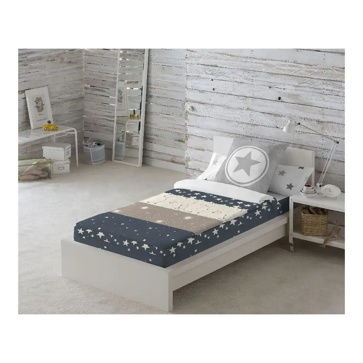 Couette rembourree cool kids indigo lit 1 persone 90 x 190 200 cm _3219. Bienvenue sur DIAYTAR COTE D'IVOIRE - Où le Shopping est une Affaire Personnelle. Découvrez notre sélection et choisissez des produits qui reflètent votre unicité et votre individualité.