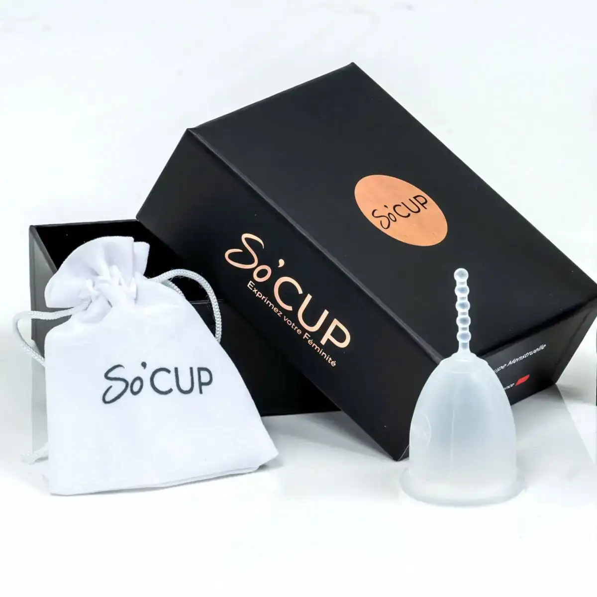 Coupe mentruelle blanc reconditionne a _6538. Plongez dans l'Univers de DIAYTAR COTE D'IVOIRE - Où la Qualité et la Diversité se rencontrent. Parcourez nos rayons virtuels pour trouver des produits répondant à tous les besoins, du confort de votre foyer.