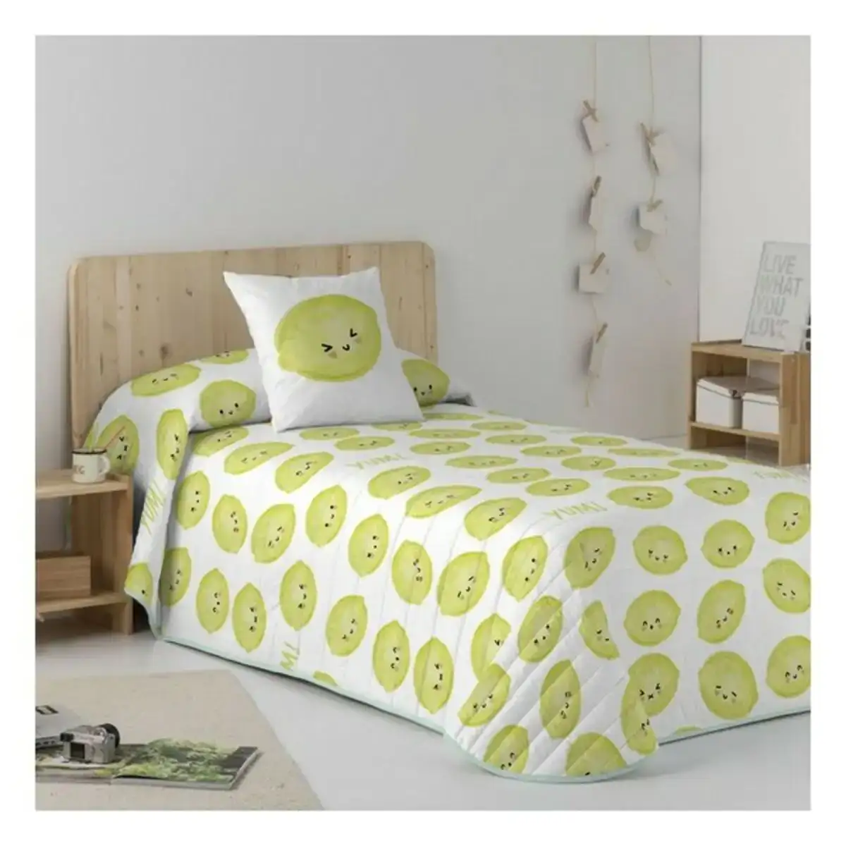 Couvre lit cool kids lemon_7162. DIAYTAR COTE D'IVOIRE - Où Choisir est une Célébration de l'Artisanat Local. Découvrez notre boutique en ligne et choisissez des produits qui incarnent la passion des artisans sénégalais.