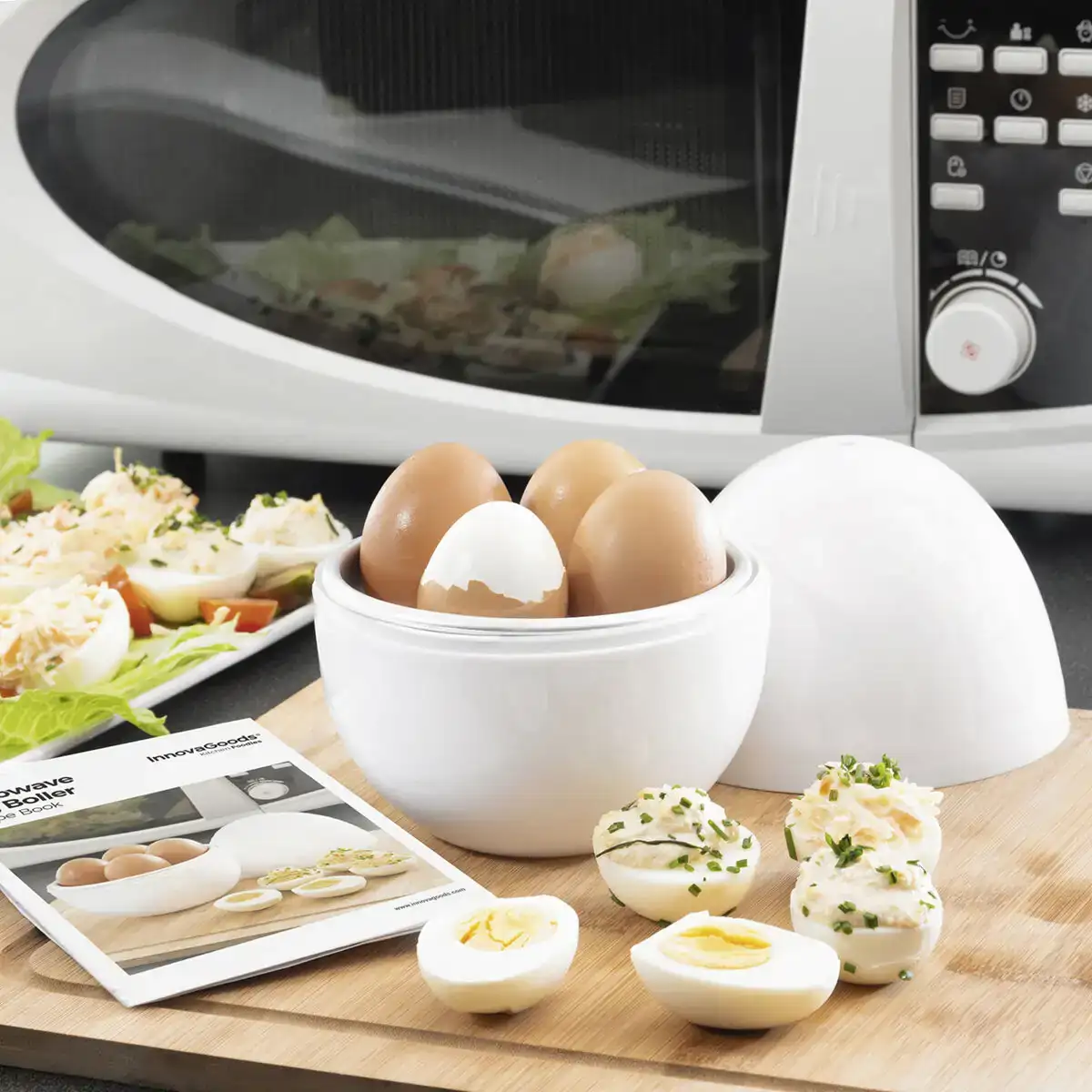 Cuiseur a oeufs pour micro ondes avec livre de recettes boilegg innovagoods_9927. DIAYTAR COTE D'IVOIRE - Où Choisir Devient une Découverte. Explorez notre boutique en ligne et trouvez des articles qui vous surprennent et vous ravissent à chaque clic.