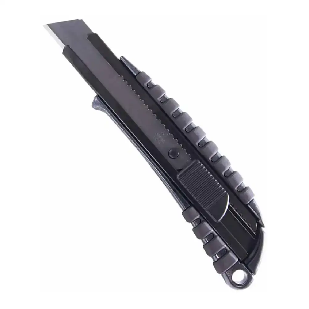 Cutter nt cutter 18 mm_7933. DIAYTAR COTE D'IVOIRE - L'Art du Shopping Éclairé. Naviguez à travers notre plateforme intuitive et découvrez une variété d'articles soigneusement sélectionnés pour répondre à vos besoins et à vos envies.