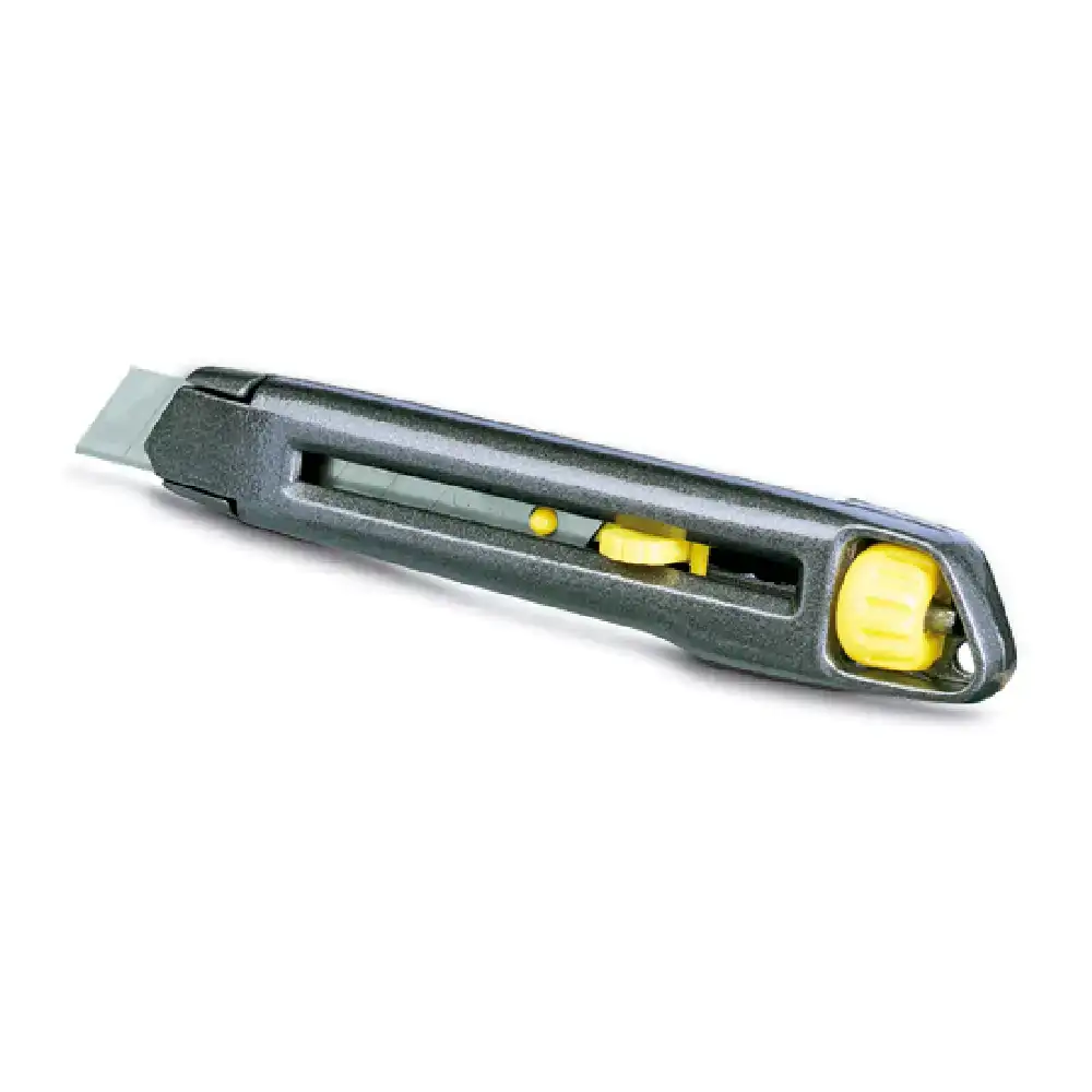 Cutter stanley interlock 0 10 018 noir_3207. DIAYTAR COTE D'IVOIRE - Où la Tradition s'Harmonise avec le Moderne. Parcourez notre gamme diversifiée et choisissez des produits qui révèlent l'âme du Côte d'Ivoire.