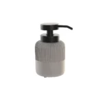 Distributeur de savon dkd home decor 7 x 7 x 15 cm gris ciment polypropylene_8496. DIAYTAR COTE D'IVOIRE - Où Chaque Produit a son Histoire. Découvrez notre gamme de produits, chacun portant en lui le récit de l'artisanat et de la passion, pour vous offrir une expérience de shopping authentique.