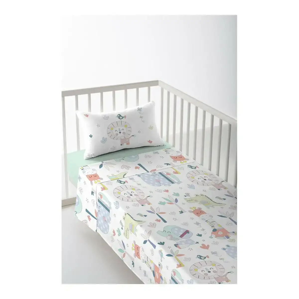 Drap de lit de bebe cool kids jungle 120 x 180 cm berceau de 80 _5854. DIAYTAR COTE D'IVOIRE - L'Art de Vivre le Shopping Inspiré. Parcourez notre catalogue et choisissez des produits qui reflètent votre passion pour la beauté et l'authenticité.