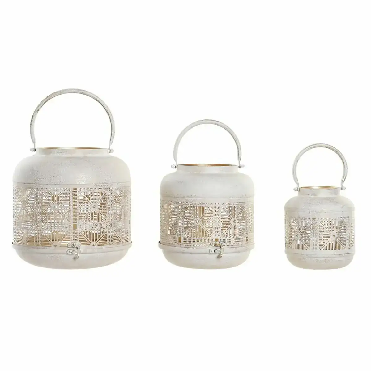 Ensemble de bougeoirs dkd home decor 3 pcs blanc dore metal 24 x 24 x 25 cm _4937. DIAYTAR COTE D'IVOIRE - Où Votre Shopping Prend Vie. Explorez notre boutique en ligne pour trouver des articles qui vous ressemblent et qui ajoutent de l'éclat à votre quotidien.