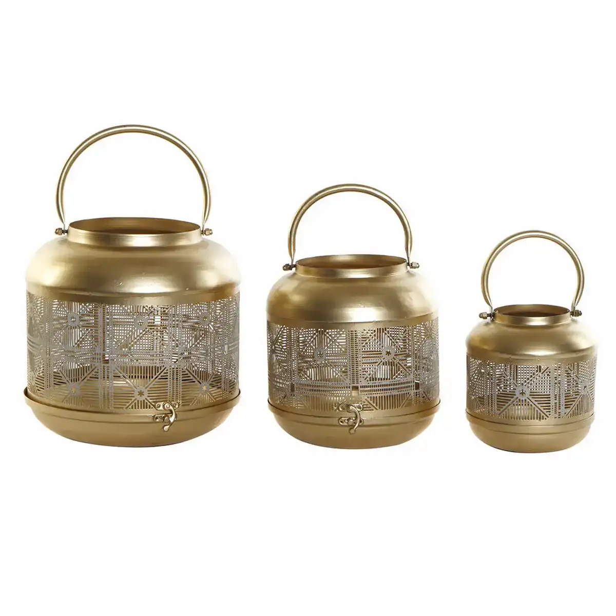 Ensemble de bougeoirs dkd home decor 3 pcs dore metal 24 x 24 x 25 cm _8961. DIAYTAR COTE D'IVOIRE - L'Artisanat à Portée de Clic. Découvrez notre boutique en ligne pour trouver des produits uniques qui célèbrent la créativité et l'artisanat sénégalais.