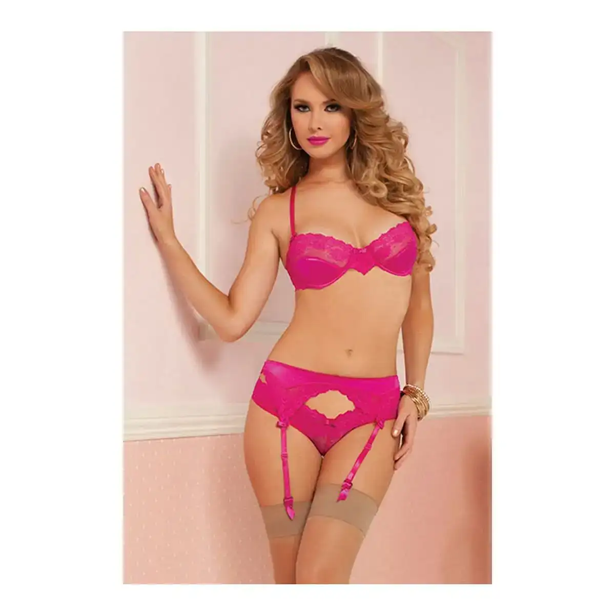 Ensemble de lingerie seven til midnight corail 3 pcs _7728. Bienvenue dans l'univers captivant de DIAYTAR COTE D'IVOIRE - Votre Plateforme de Shopping Tout-en-Un. Parcourez notre boutique en ligne pour découvrir des produits uniques, allant des articles ménagers aux élégants accessoires de mode.
