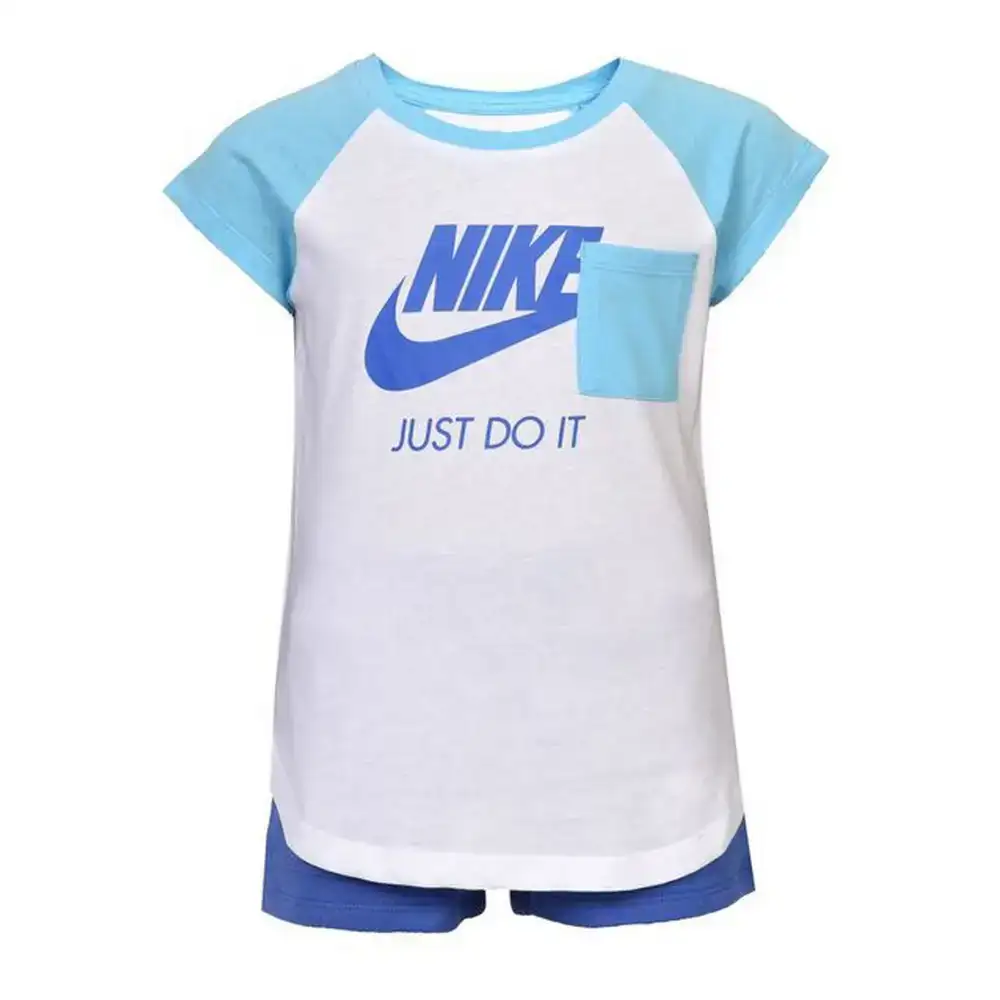 Ensemble de sport pour bebe 919 b9a nike blanc_9532. Plongez dans l'Univers de DIAYTAR COTE D'IVOIRE - Où la Qualité et la Diversité se rencontrent. Parcourez nos rayons virtuels pour trouver des produits répondant à tous les besoins, du confort de votre foyer.