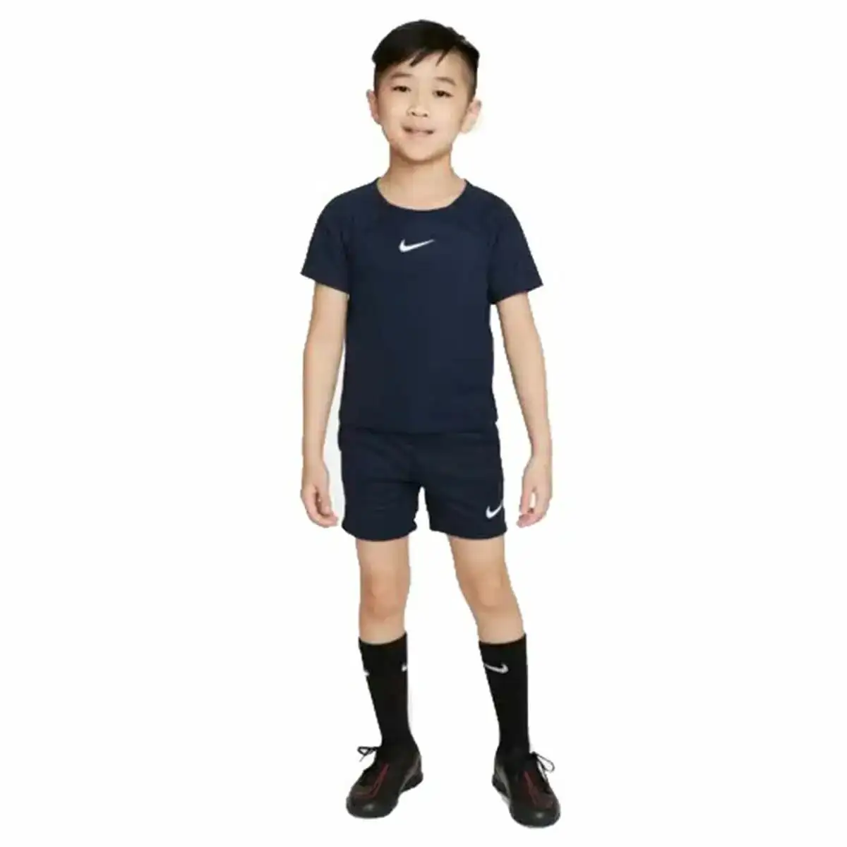 Ensemble de sport pour enfants nike dri fit academy pro bleu_5268. Bienvenue sur DIAYTAR COTE D'IVOIRE - Où Chaque Détail compte. Plongez dans notre univers et choisissez des produits qui ajoutent de l'éclat et de la joie à votre quotidien.