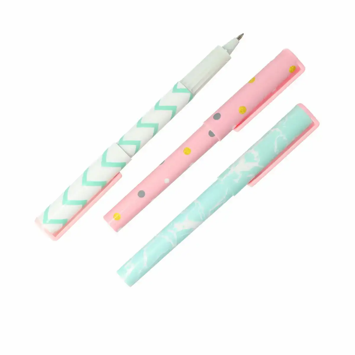 Ensemble de stylos inca multicouleur 3 unites _9846. DIAYTAR COTE D'IVOIRE - Là où Chaque Produit a son Histoire. Découvrez notre gamme de produits, chacun portant en lui le récit de l'artisanat et de la passion, pour vous offrir une expérience de shopping authentique.