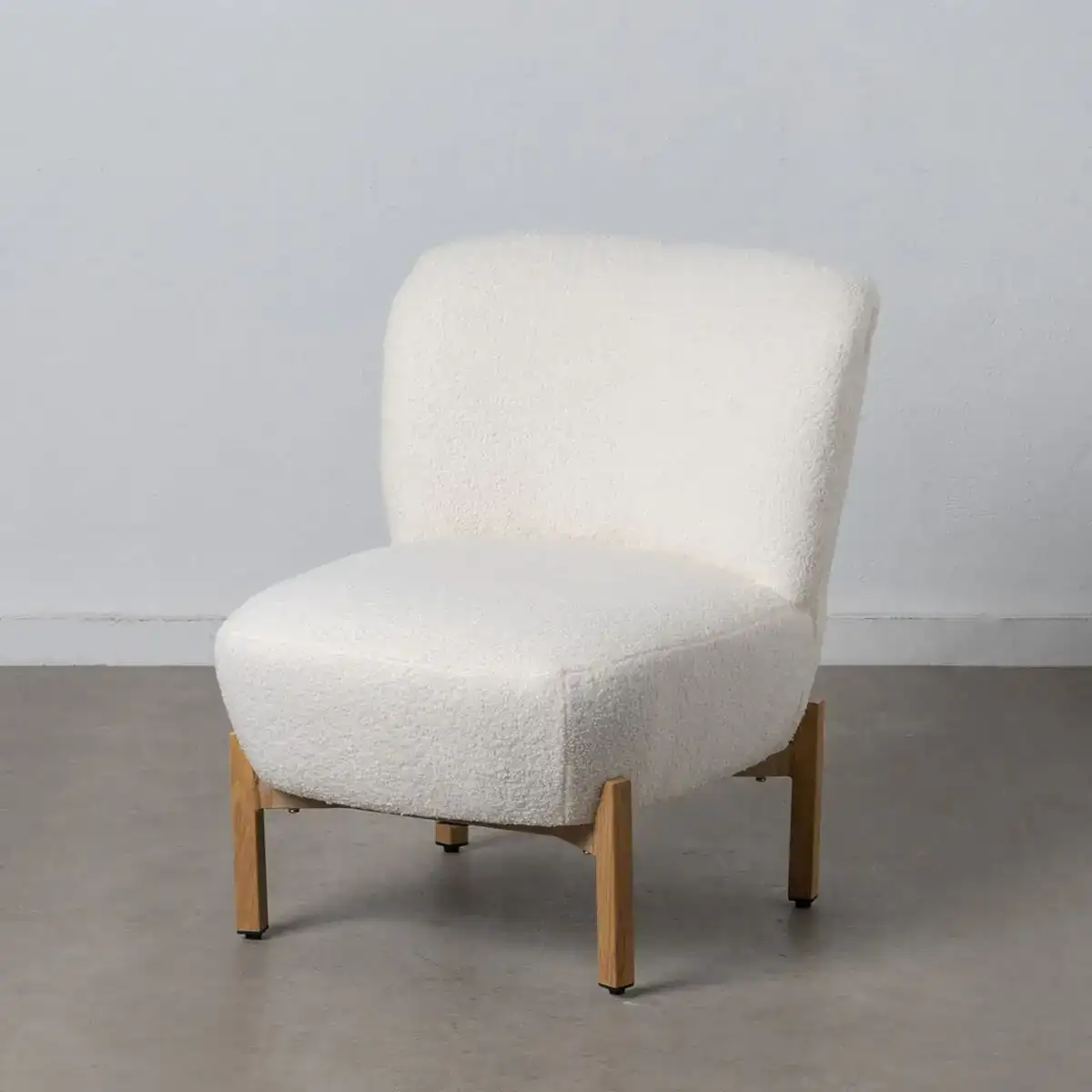 Fauteuil 62 x 75 x 74 cm tissu synthetique metal blanc_3725. Bienvenue sur DIAYTAR COTE D'IVOIRE - Où Chaque Produit a son Histoire. Découvrez notre sélection unique et choisissez des articles qui racontent la richesse culturelle et artistique du Côte d'Ivoire.