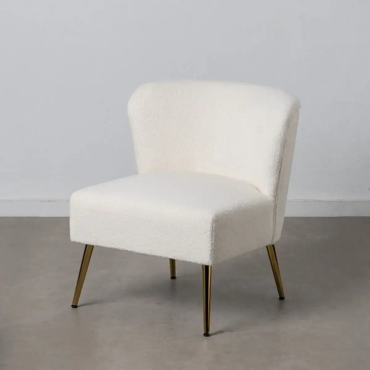 Fauteuil 66 x 65 x 72 cm tissu synthetique metal blanc_6892. DIAYTAR COTE D'IVOIRE - Votre Portail vers l'Extraordinaire. Parcourez nos collections et découvrez des produits qui vous emmènent au-delà de l'ordinaire, créant une expérience de shopping mémorable.