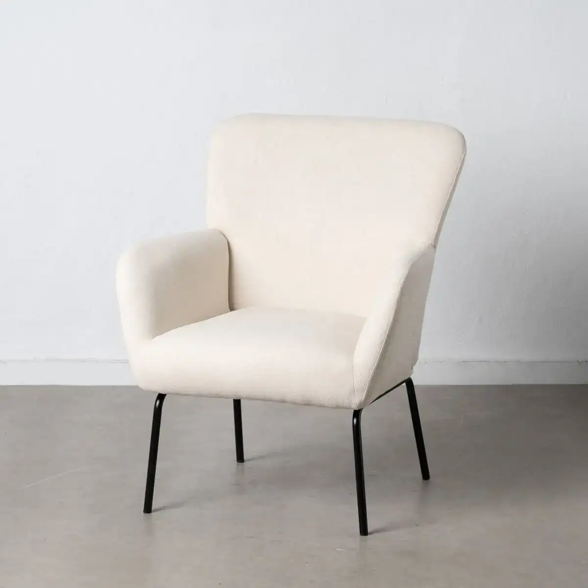 Fauteuil 71 x 69 x 87 cm tissu synthetique metal creme_6764. DIAYTAR COTE D'IVOIRE - Votre Escapade Shopping Virtuelle. Explorez notre boutique en ligne et dénichez des trésors qui évoquent la culture et le savoir-faire sénégalais, un clic à la fois.