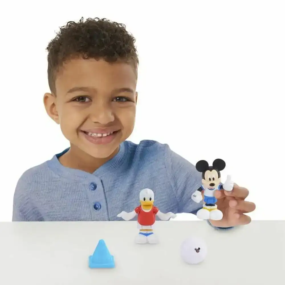 Figurines d action disney junior mickey football_6093. DIAYTAR COTE D'IVOIRE - L'Art de Choisir, l'Art de S'émerveiller. Explorez notre boutique en ligne et choisissez des articles qui éveillent votre sens de l'émerveillement.