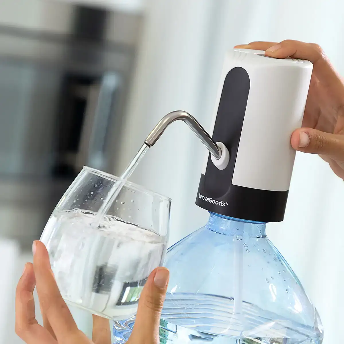 Fontaine d eau automatique et recharchable innovagoods_3707. Bienvenue chez DIAYTAR COTE D'IVOIRE - Votre Destination Shopping Complète! Découvrez une boutique en ligne généraliste au Côte d'Ivoire offrant une vaste gamme de produits, allant des vêtements aux gadgets électroniques, en passant par l'artisanat local.