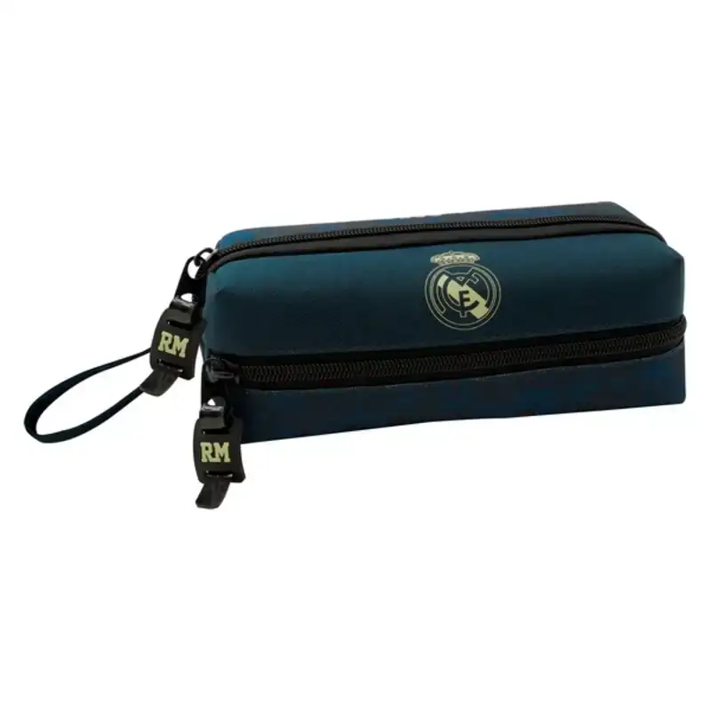 Fourre tout real madrid c f 811934823 blue marine 20 x 7 x 8 cm _6048. Entrez dans l'Univers de DIAYTAR COTE D'IVOIRE - Où Choisir est un Voyage. Explorez notre gamme diversifiée et trouvez des articles qui répondent à tous vos besoins et envies.