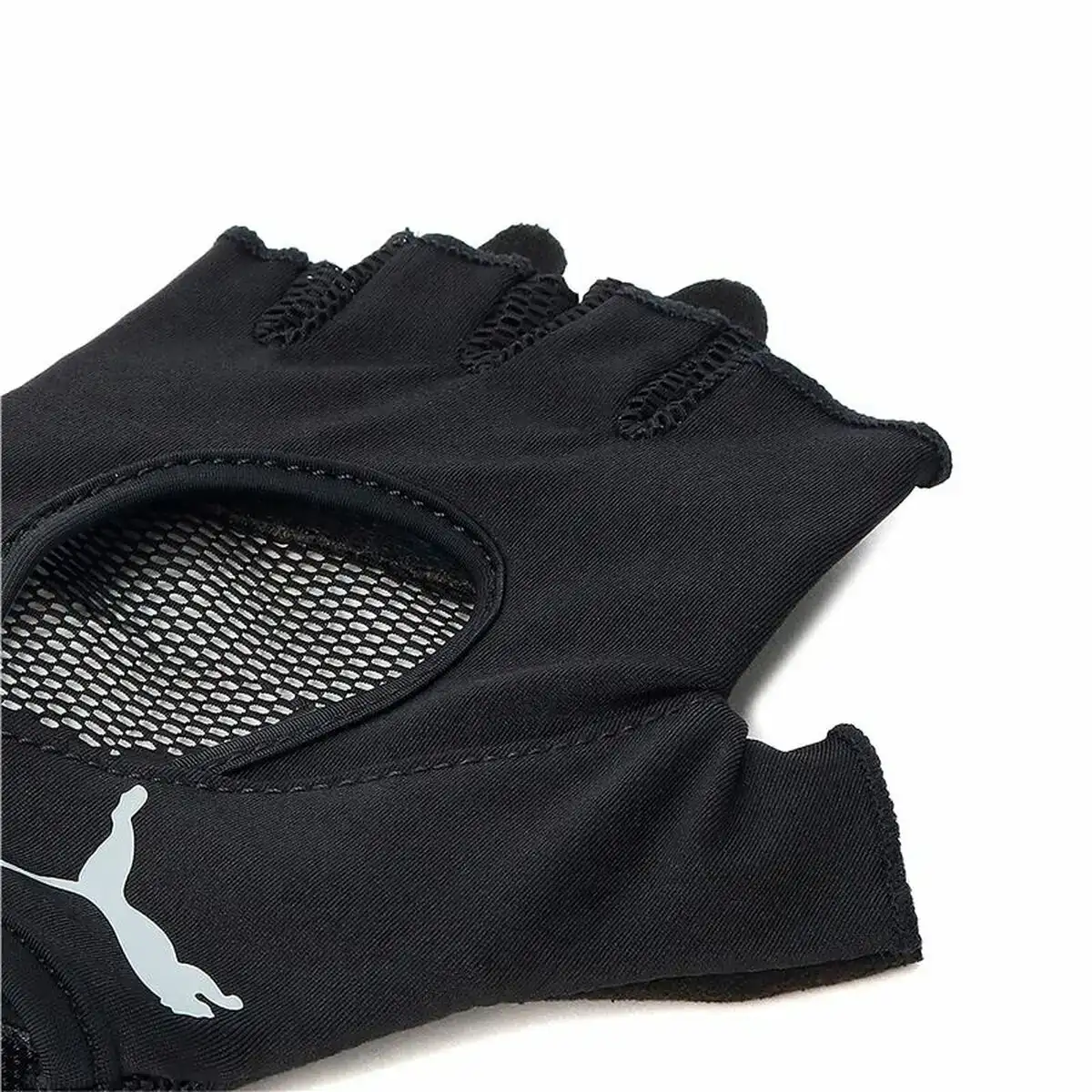 Gants puma gym noir_1711. DIAYTAR COTE D'IVOIRE - Où l'Élégance se Mêle à l'Authenticité. Naviguez à travers notre boutique en ligne et choisissez des produits qui incarnent le style et la tradition du Côte d'Ivoire.