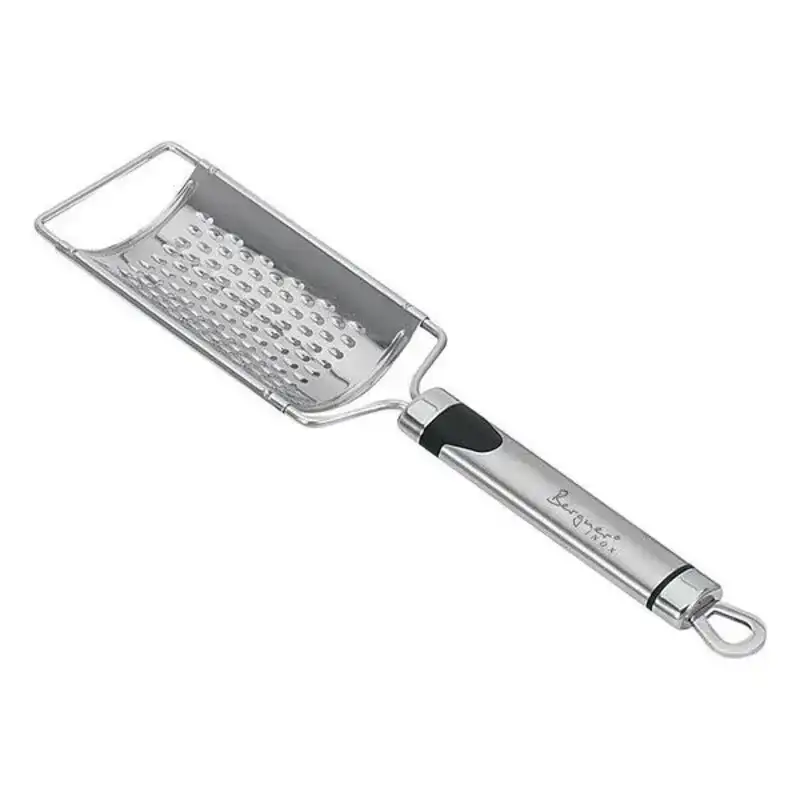 Gratoir bergner bg 3225 metal_4323. Entrez dans l'Univers de DIAYTAR COTE D'IVOIRE - Où l'Élégance Rencontre la Tradition. Explorez notre gamme variée et trouvez des articles qui ajoutent une touche de sophistication à votre vie.