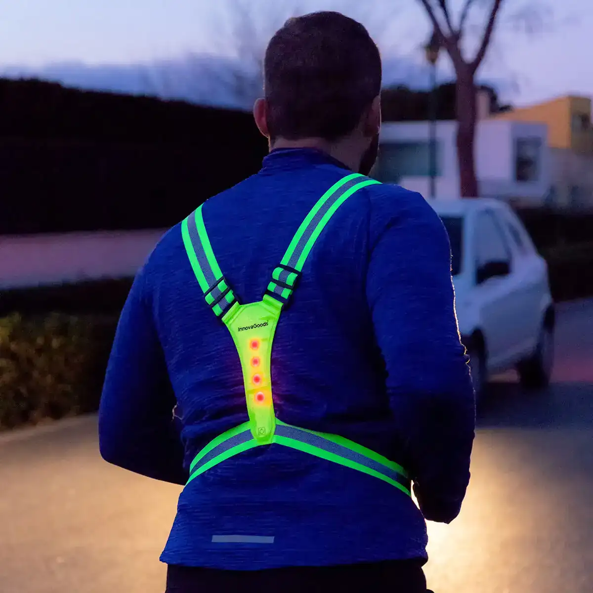Harnais de sport avec lumieres led lurunned innovagoods reconditionne b _9651. Bienvenue sur DIAYTAR COTE D'IVOIRE - Où Chaque Produit a son Charme. Explorez notre sélection minutieuse et trouvez des articles qui vous séduisent et vous inspirent.