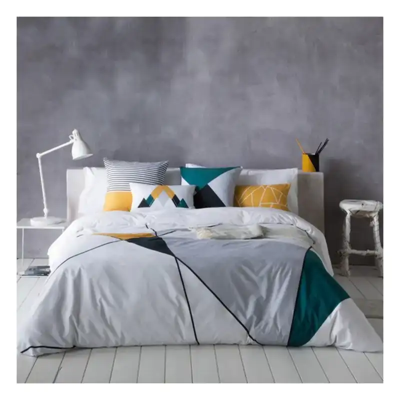 Housse de couette icehome_4263. DIAYTAR COTE D'IVOIRE - Votre Escapade Shopping Virtuelle. Explorez notre boutique en ligne et dénichez des trésors qui évoquent la culture et le savoir-faire sénégalais, un clic à la fois.