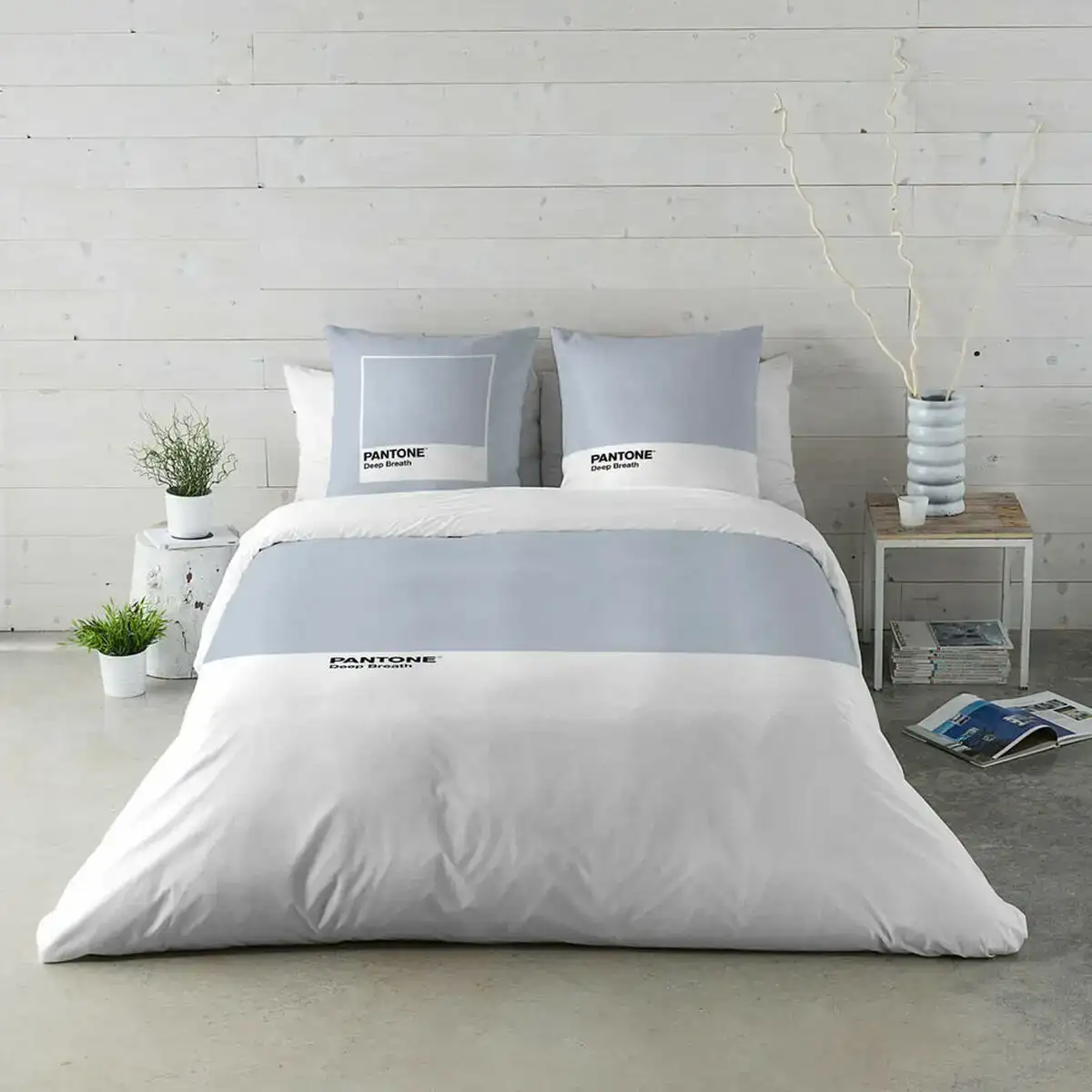 Housse de couette pantone deep breathe lit king size 260 x 220 cm _2127. Entrez dans le Monde de DIAYTAR COTE D'IVOIRE - Où Chaque Produit Raconte une Histoire Unique. Explorez notre sélection et laissez-vous transporter par des récits à travers les articles que vous choisissez.