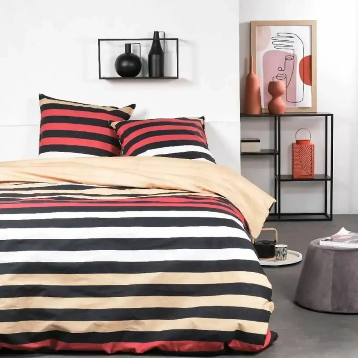 Housse de couette sunshine today printed 240 x 220 cm_7062. DIAYTAR COTE D'IVOIRE - L'Essence de la Tradition et de la Modernité réunies. Explorez notre plateforme en ligne pour trouver des produits authentiques du Côte d'Ivoire, tout en découvrant les dernières tendances du monde moderne.