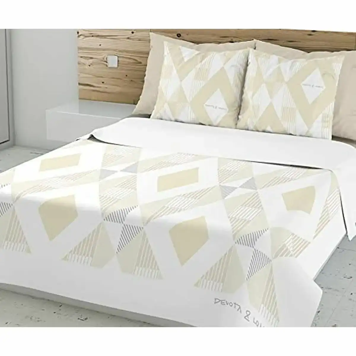 Jeu de draps vanilla devota lomba_1370. DIAYTAR COTE D'IVOIRE - Là où la Tradition Devient Tendance. Naviguez à travers notre boutique en ligne et choisissez des produits qui allient l'authenticité au contemporain.