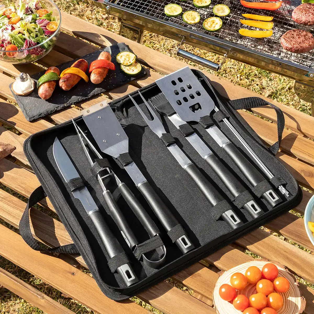 Kit d ustensiles pour barbecue avec mallette de transport bbset innovagoods 12 pieces_4871. DIAYTAR COTE D'IVOIRE - Votre Escale Shopping incontournable. Explorez notre boutique en ligne et dénichez des trésors qui reflètent la richesse culturelle et la modernité du Côte d'Ivoire.