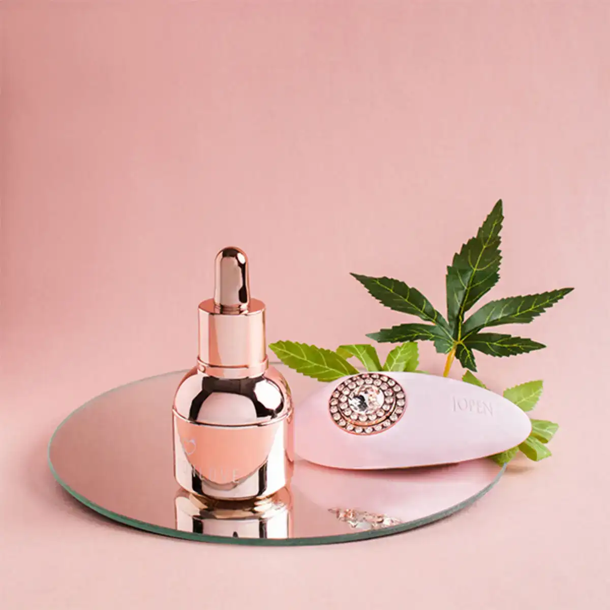 Kit grand plaisir hol x cen high on love_6871. Entrez dans le Monde de DIAYTAR COTE D'IVOIRE - Où Chaque Produit Raconte une Histoire Unique. Explorez notre sélection et laissez-vous transporter par des récits à travers les articles que vous choisissez.