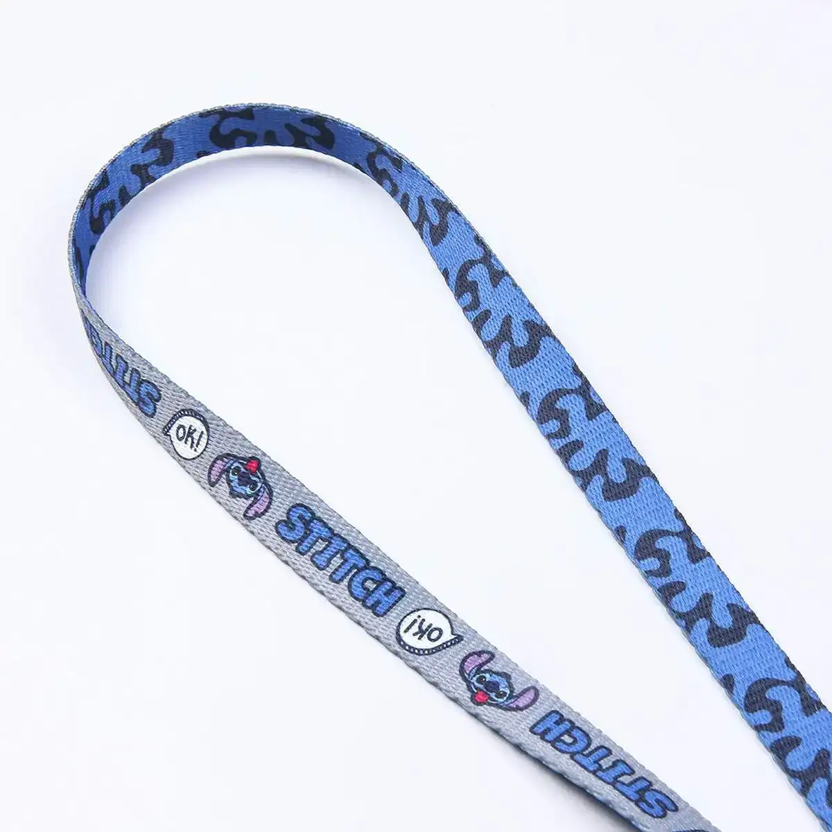 Laisse pour chien stitch gris bleu m_1362. DIAYTAR COTE D'IVOIRE - L'Art de Vivre le Shopping Éthique. Parcourez notre gamme et choisissez des produits qui reflètent notre engagement envers des pratiques durables.