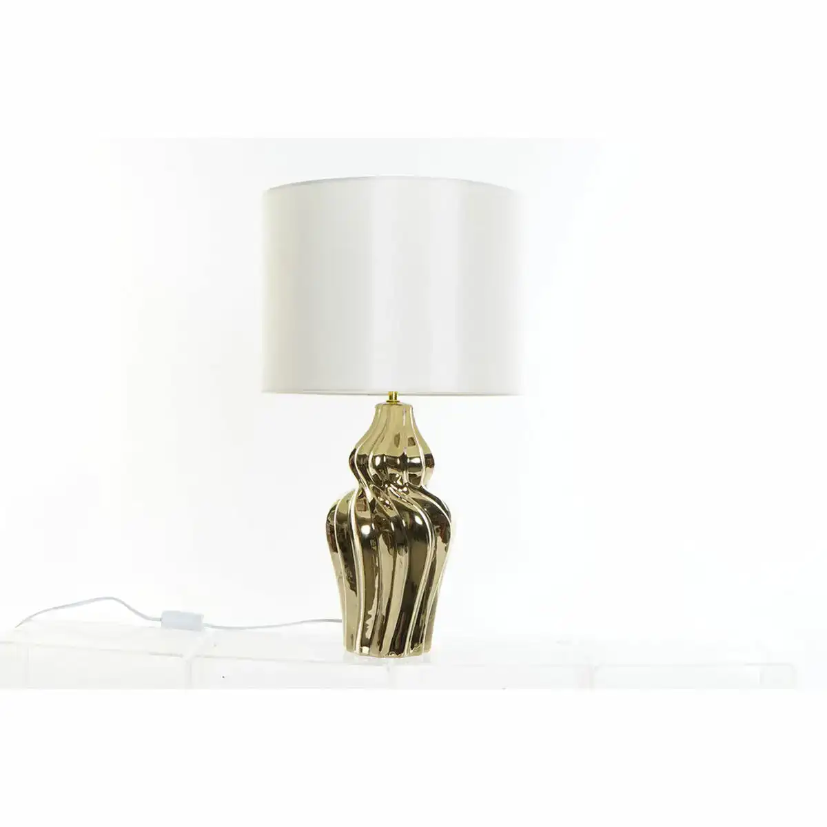 Lampe de bureau dkd home decor creme lin ceramique dore 30 x 30 x 56 cm _1275. DIAYTAR COTE D'IVOIRE - Votre Escale Shopping incontournable. Explorez notre boutique en ligne et dénichez des trésors qui reflètent la richesse culturelle et la modernité du Côte d'Ivoire.