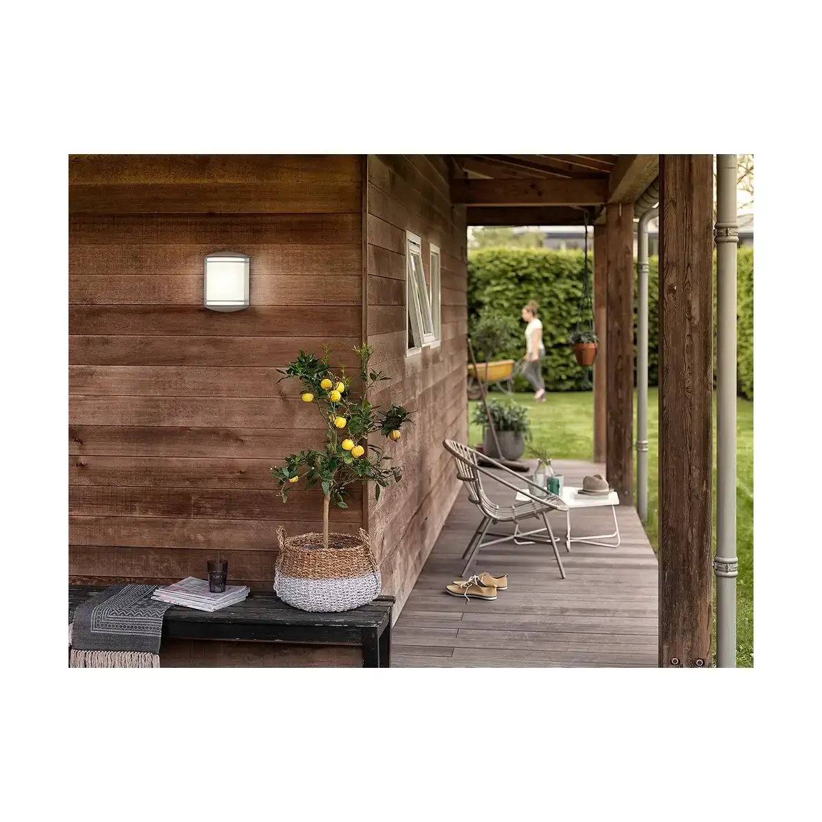 Lampe philips antelope blanc 6 w 4000 k 230 v 220 240 v 600 lm 8 9 x 26 9 x 19 9 cm_5122. Bienvenue chez DIAYTAR COTE D'IVOIRE - Où le Shopping Devient une Aventure. Découvrez notre collection diversifiée et explorez des produits qui reflètent la diversité du Côte d'Ivoire.