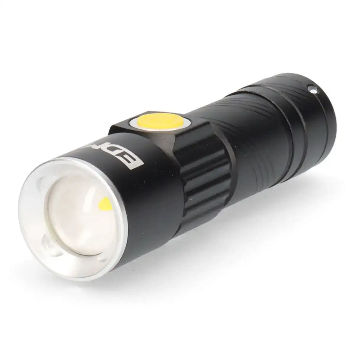Lampe torche led edm usb rechargeable zoom mini noir aluminium 120 lm_3169. DIAYTAR COTE D'IVOIRE - Où Choisir est un Plaisir Responsable. Parcourez notre catalogue et choisissez des produits qui incarnent notre engagement envers des pratiques durables et éthiques.