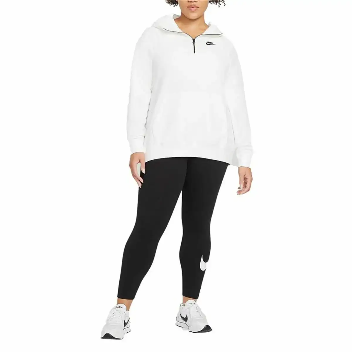 Leggings de sport pour femmes nike essential big noir_7879. DIAYTAR COTE D'IVOIRE - Votre Destination pour un Shopping Réfléchi. Découvrez notre gamme variée et choisissez des produits qui correspondent à vos valeurs et à votre style de vie.