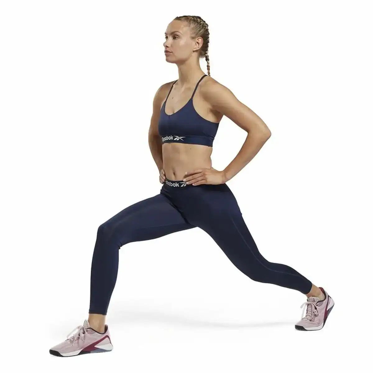 Leggings de sport pour femmes reebok workout ready blue marine_4878. Bienvenue sur DIAYTAR COTE D'IVOIRE - Où Chaque Article a son Histoire. Découvrez notre sélection méticuleuse de produits qui racontent l'authenticité et la beauté du Côte d'Ivoire.
