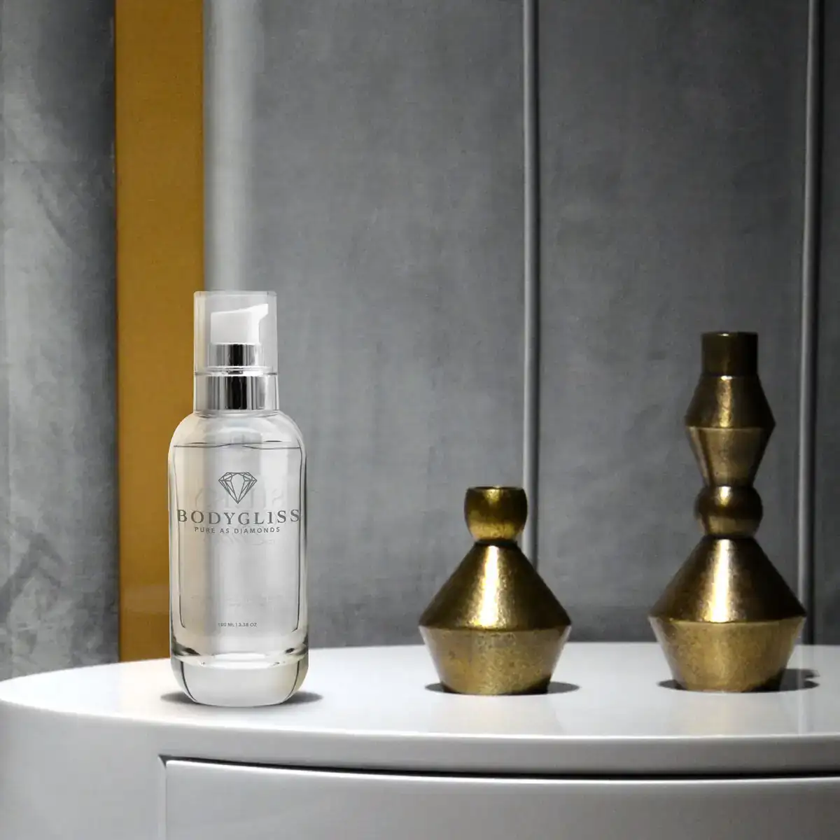 Lubrifiant diamond collection bodygliss silky 50 ml_7424. DIAYTAR COTE D'IVOIRE - Où Choisir Devient une Découverte. Explorez notre boutique en ligne et trouvez des articles qui vous surprennent et vous ravissent à chaque clic.