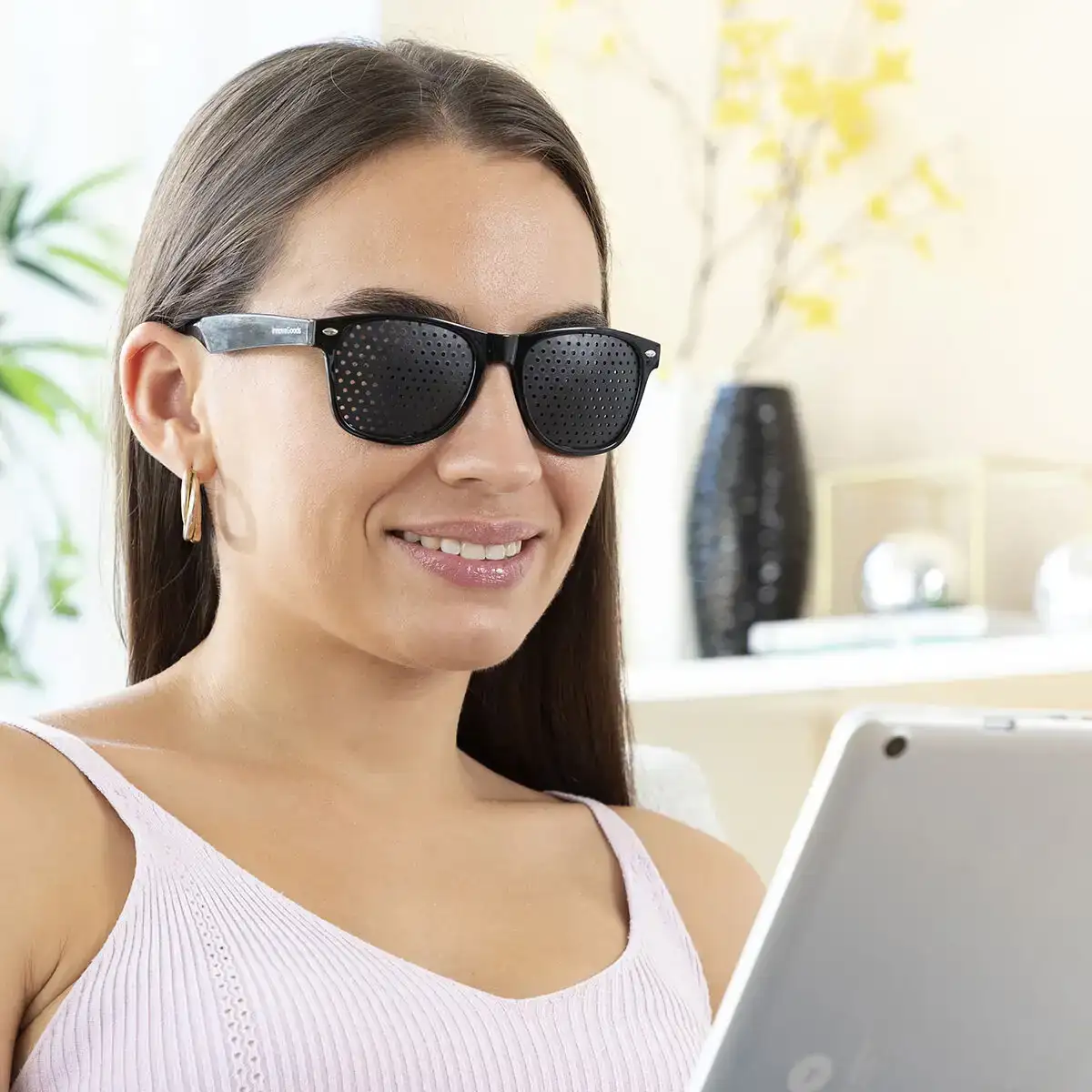Lunettes a trous easview innovagoods_1876. Bienvenue chez DIAYTAR COTE D'IVOIRE - Où le Shopping Devient une Aventure. Découvrez notre collection diversifiée et explorez des produits qui reflètent la diversité du Côte d'Ivoire.