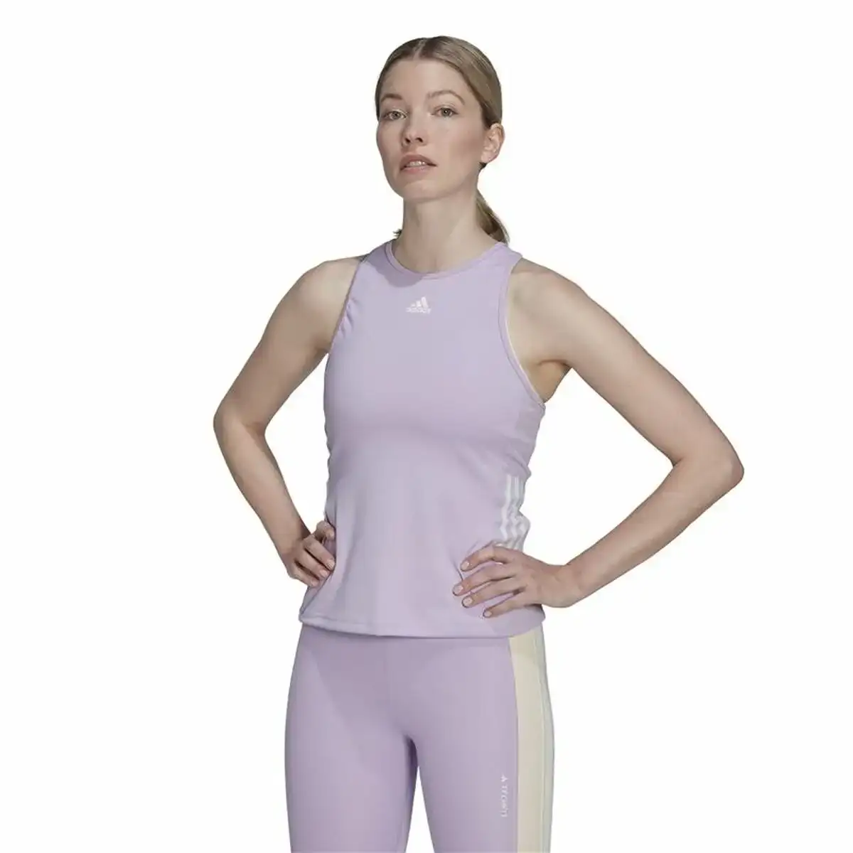 Maillot de corps sans manches pour femme adidas hyperglam lavande_7976. DIAYTAR COTE D'IVOIRE - Votre Passage vers le Raffinement. Plongez dans notre univers de produits exquis et choisissez des articles qui ajoutent une touche de sophistication à votre vie.