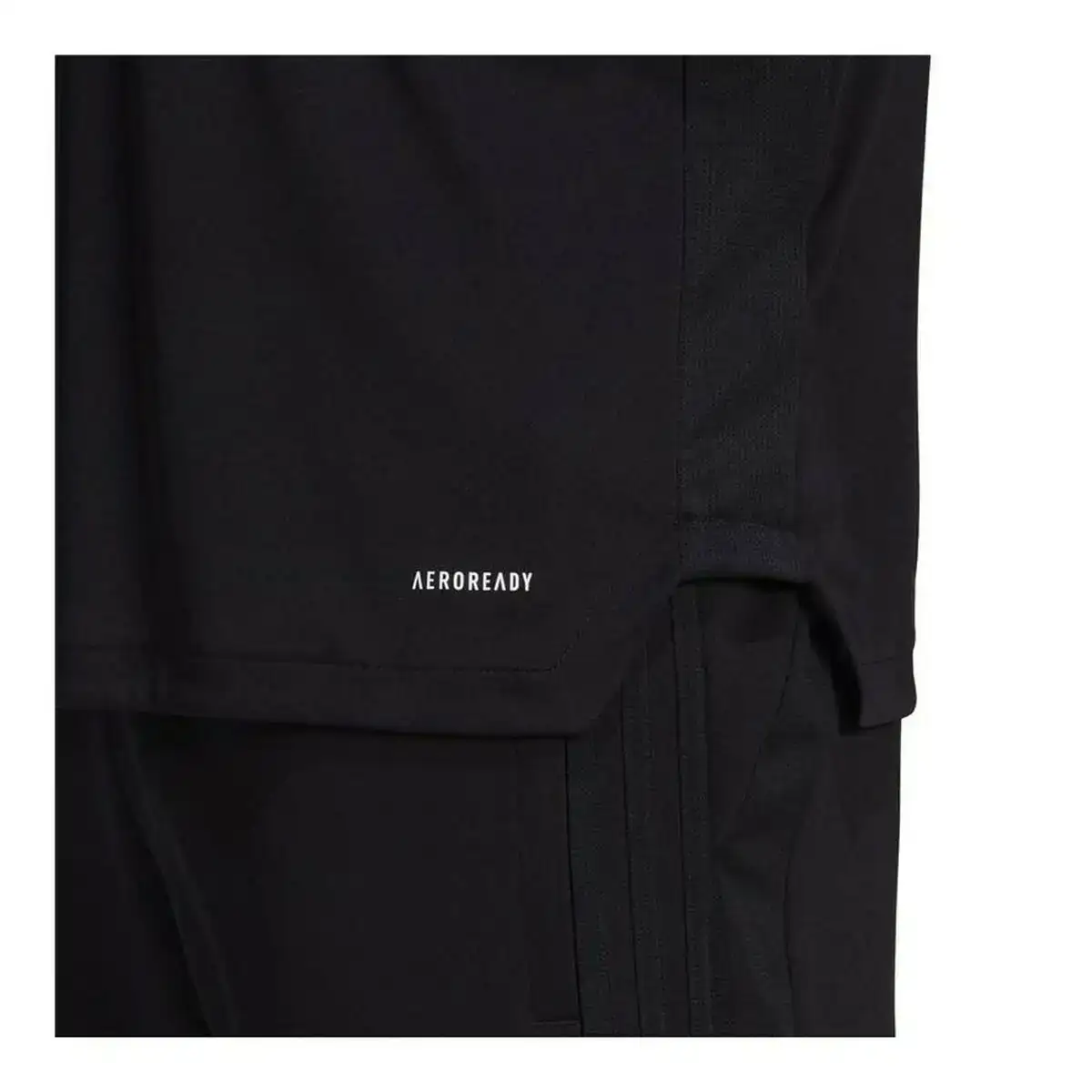 Maillot de football a manches courtes pour homme adidas tiro reflective_2388. DIAYTAR COTE D'IVOIRE - Où Choisir est un Acte d'Amour pour le Côte d'Ivoire. Explorez notre boutique en ligne et choisissez des articles qui célèbrent la culture et l'artisanat du pays.