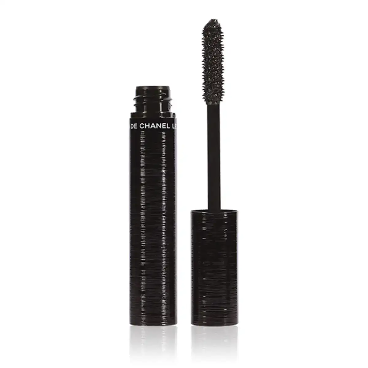 Mascara pour cils chanel le volume noir no 10 6 g _9996. DIAYTAR COTE D'IVOIRE - Où la Tradition Renouvelée Rencontre l'Innovation. Explorez notre gamme de produits qui fusionnent l'héritage culturel avec les besoins contemporains.