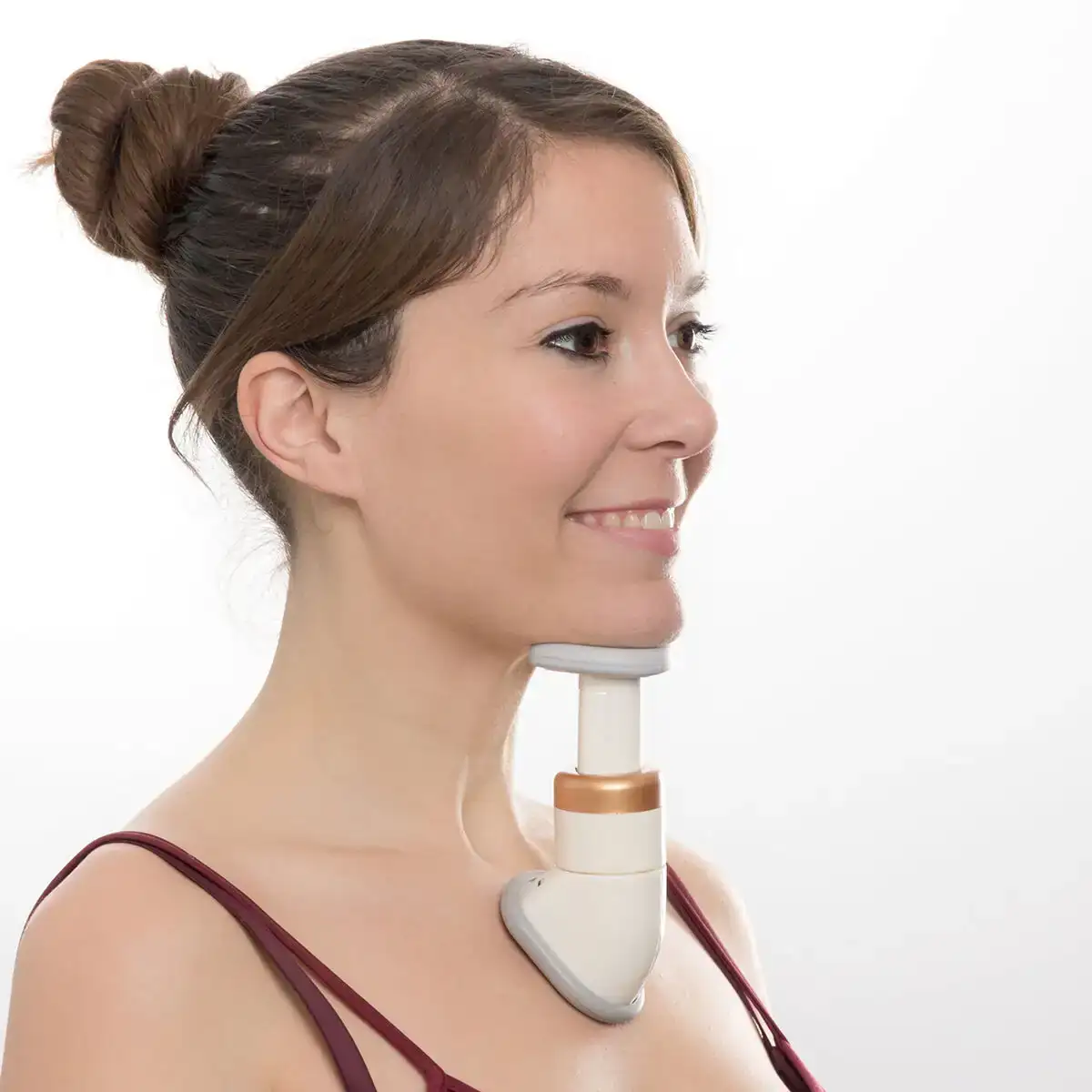 Masseur reducteur de double menton sbeltneck innovagoods_3856. DIAYTAR COTE D'IVOIRE - Où la Qualité et la Diversité Fusionnent. Explorez notre boutique en ligne pour découvrir une gamme variée de produits qui incarnent l'excellence et l'authenticité.