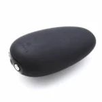 Mimi soft vibrateur noir je joue e24518_7348. DIAYTAR COTE D'IVOIRE - L'Univers du Choix et de l'Authenticité. Explorez notre catalogue et découvrez des articles qui incarnent le patrimoine du Côte d'Ivoire et la modernité du monde.