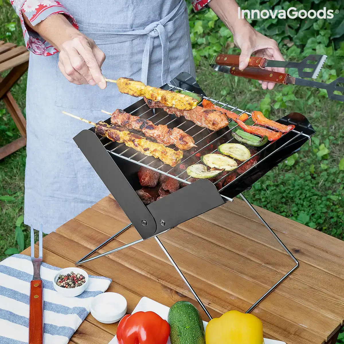 Mini barbecue pliable portable pour charbon foldecue innovagoods_6640. DIAYTAR COTE D'IVOIRE - L'Art de Vivre le Shopping Inspiré. Parcourez notre catalogue et choisissez des produits qui reflètent votre passion pour la beauté et l'authenticité.