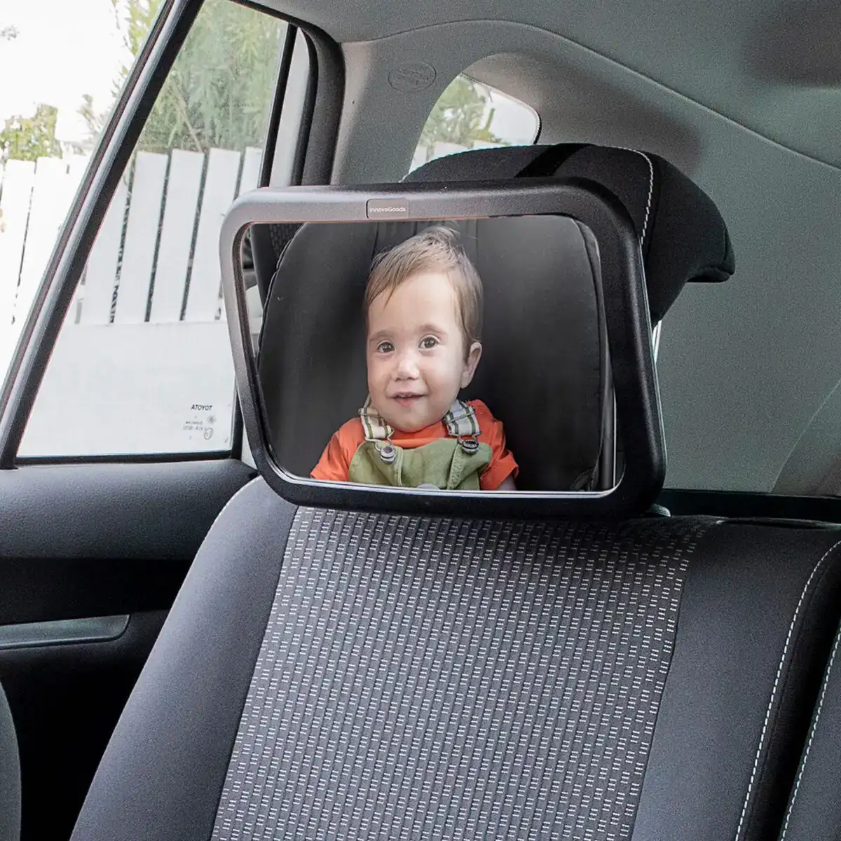 Miroir siege arriere pour bebe mirraby innovagoods_3856. DIAYTAR COTE D'IVOIRE - Où Choisir Devient un Plaisir. Découvrez notre boutique en ligne et choisissez parmi une variété de produits qui satisferont tous vos besoins.