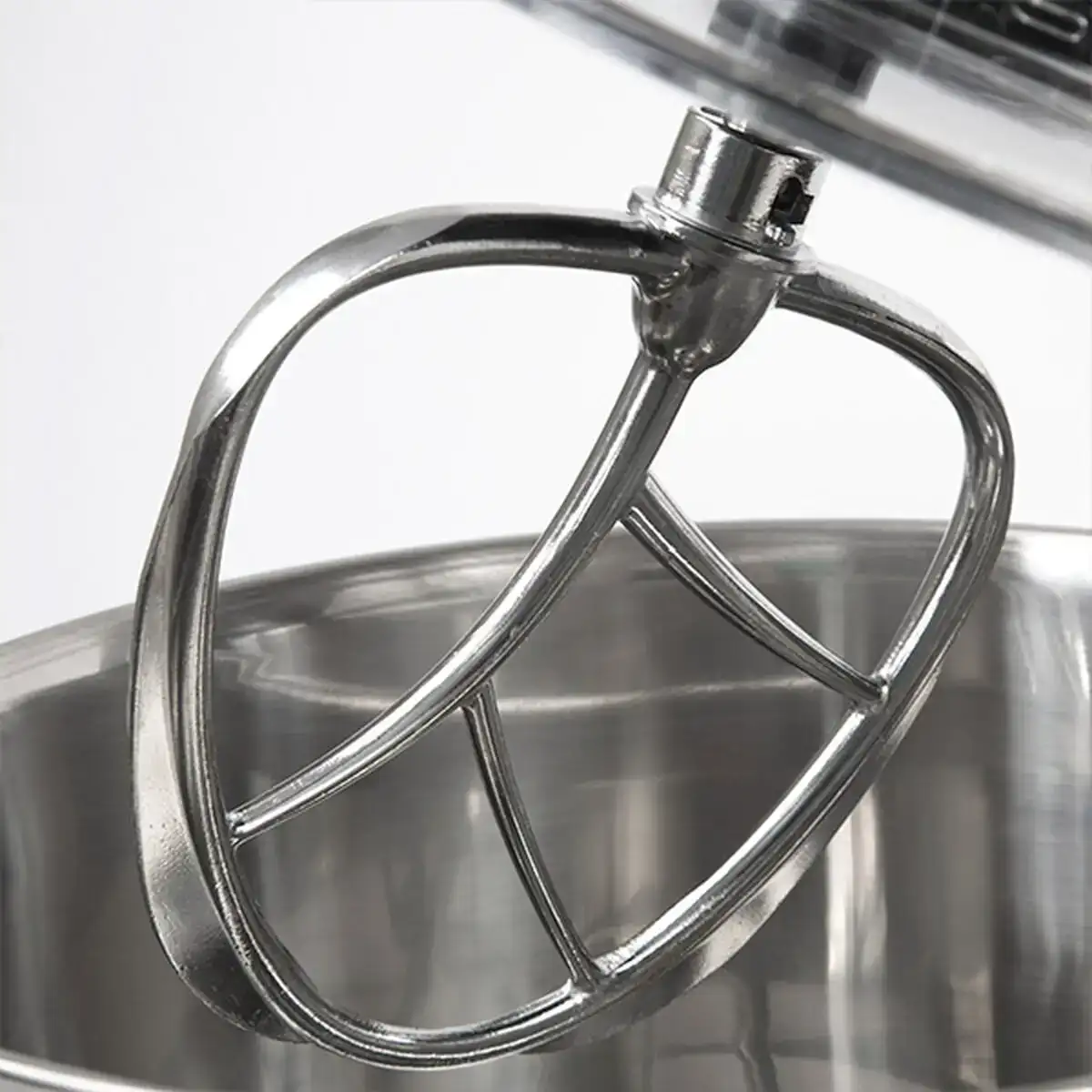 Mixeur melangeur de pate cecotec compact 1000 w_6508. Entrez dans le Monde Éclectique de DIAYTAR COTE D'IVOIRE. Explorez nos catégories et dénichez des trésors qui reflètent la richesse et l'authenticité du Côte d'Ivoire.