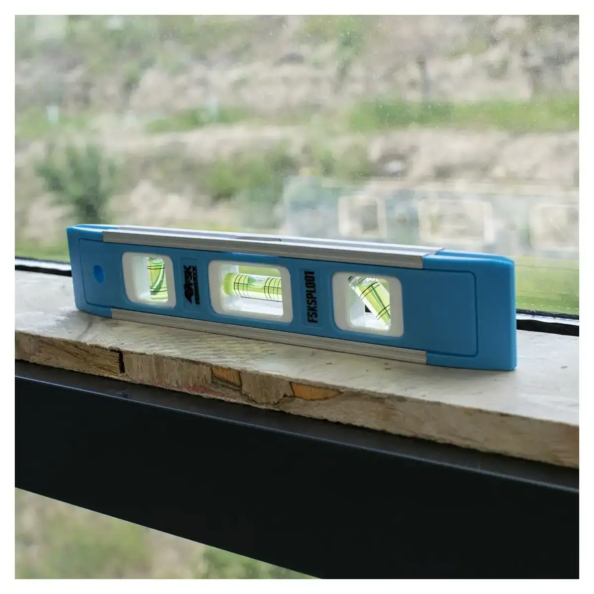 Niveau a bulle ferrestock magnetique aluminium abs_8333. DIAYTAR COTE D'IVOIRE - Là où la Qualité se Marque d'une Touche Côte d'Ivoireaise. Naviguez à travers notre boutique en ligne et choisissez des produits qui allient excellence et tradition.