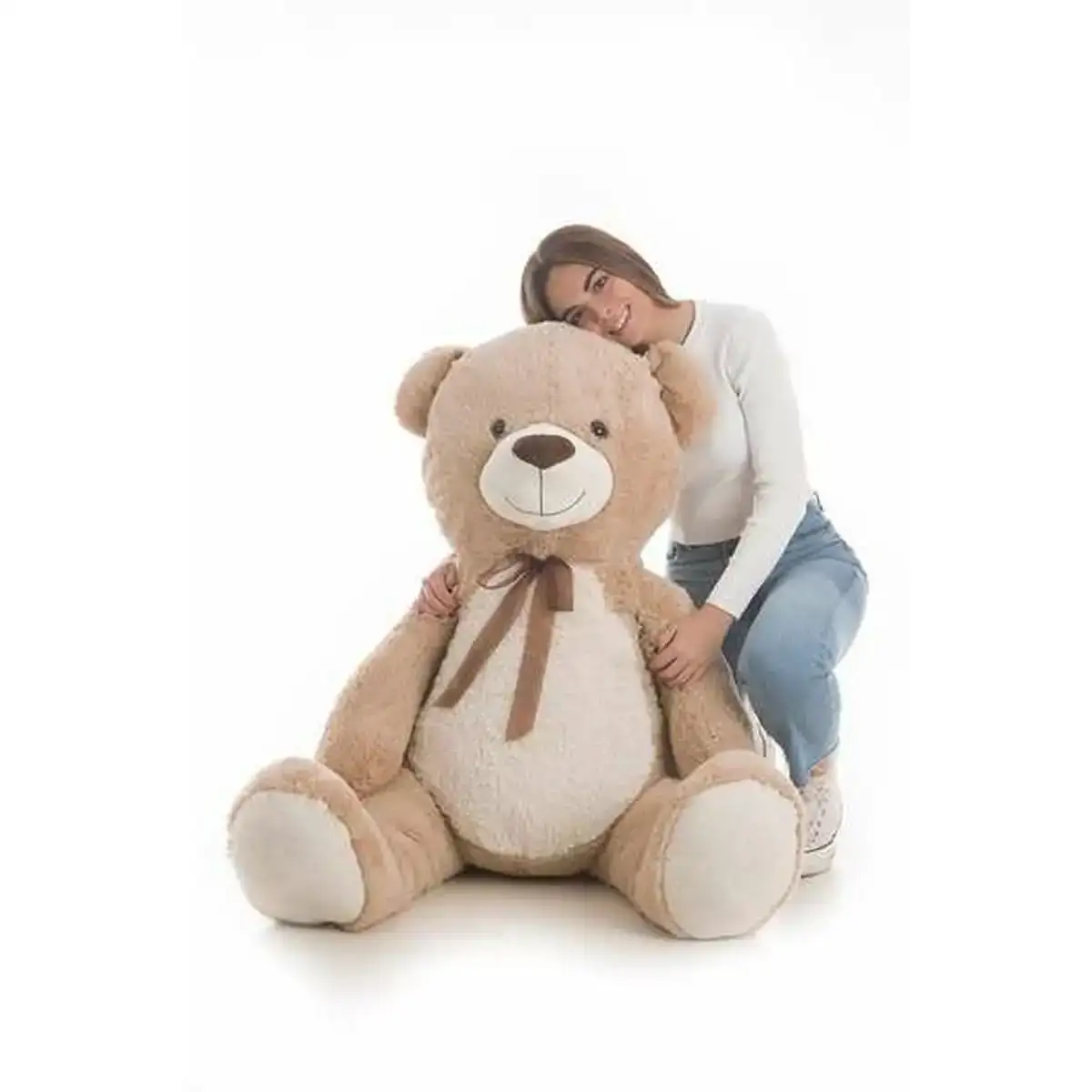 Ours en peluche jumbo marron 140 cm_6555. DIAYTAR COTE D'IVOIRE - L'Art du Shopping Facilité. Naviguez sur notre plateforme en ligne pour découvrir une expérience d'achat fluide et agréable, avec une gamme de produits adaptés à tous.