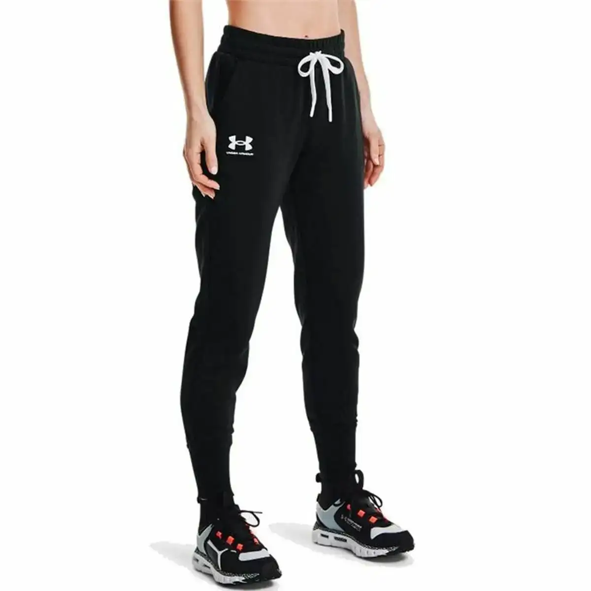 Pantalon de sport long under armour noir femme_5943. DIAYTAR COTE D'IVOIRE - Où Choisir est un Voyage Cultuel. Explorez notre boutique en ligne et découvrez des produits qui célèbrent la richesse et la diversité culturelle du Côte d'Ivoire.