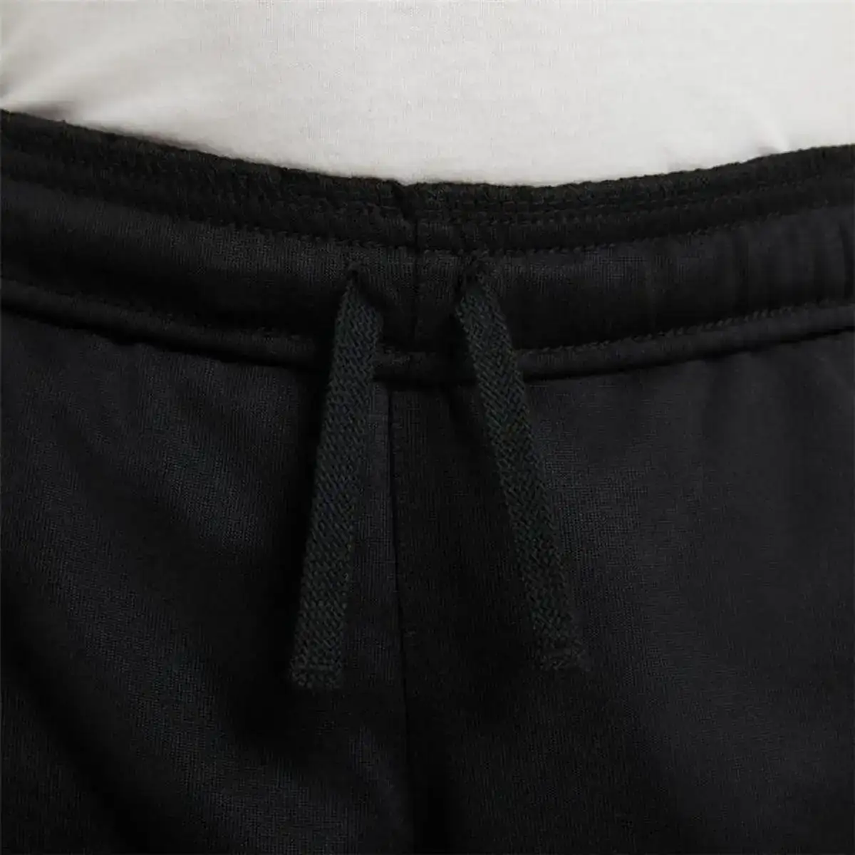 Pantalon de sport pour enfant nike noir_6918. DIAYTAR COTE D'IVOIRE - Votre Destination Shopping pour Tous. Parcourez notre boutique en ligne et découvrez une variété de produits pour satisfaire tous vos besoins et désirs.