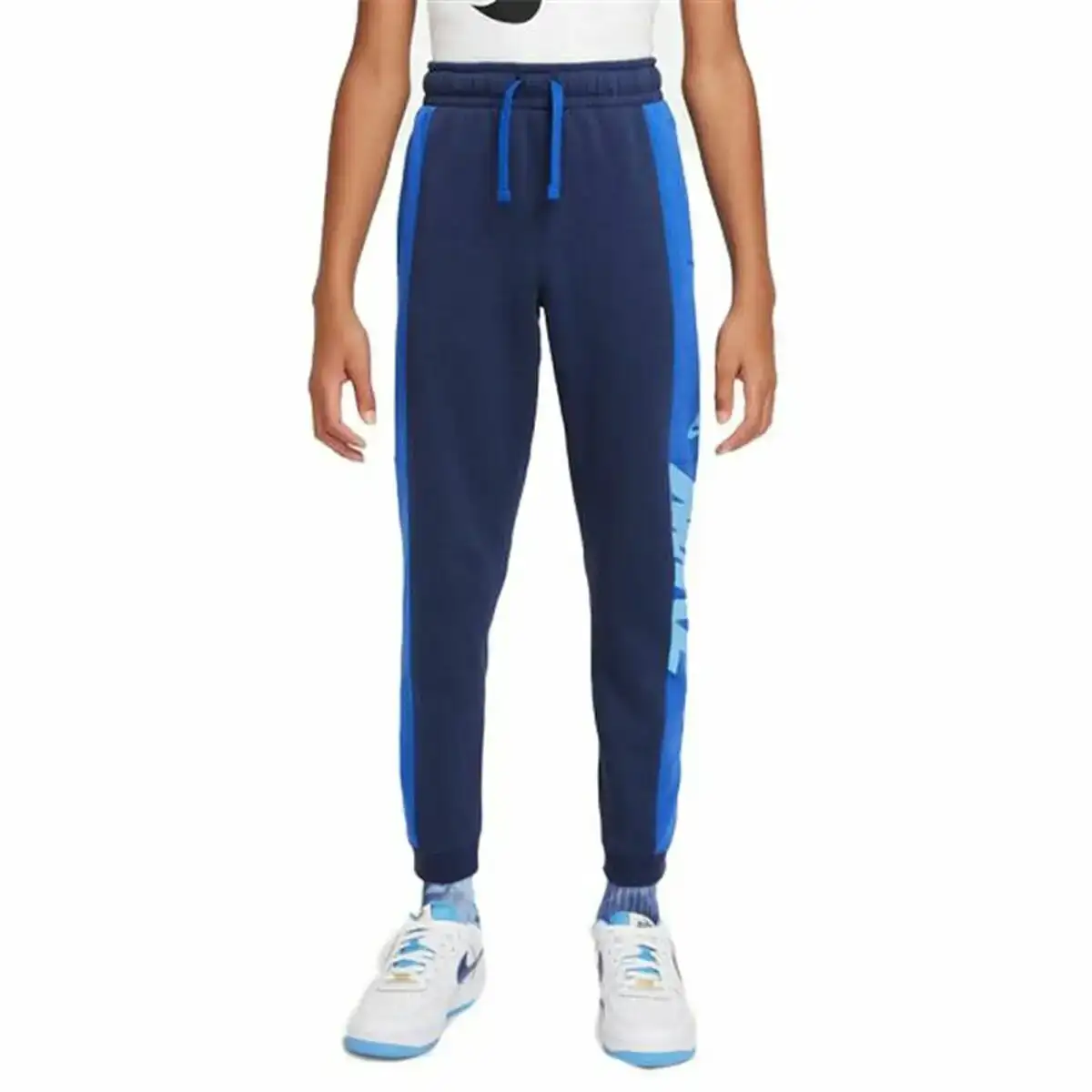 Pantalons de survetement pour enfants nike sportswear bleu_7332. Entrez dans l'Univers de DIAYTAR COTE D'IVOIRE - Où Chaque Produit a son Histoire. Explorez notre catalogue et découvrez des trésors qui racontent la riche culture du Côte d'Ivoire.